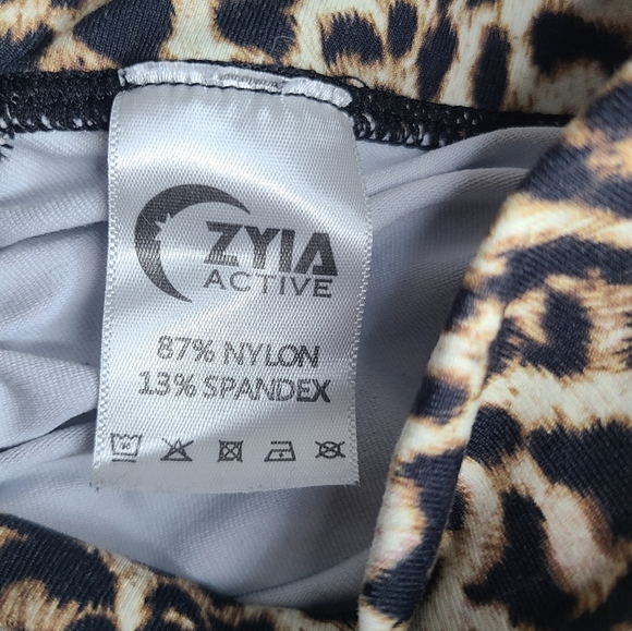 ZYIA Brilliant Scrunchy What Hi-Rise Leopard 7/8 24" Tight 1183 Size 6-8 - Picture 6 of 8